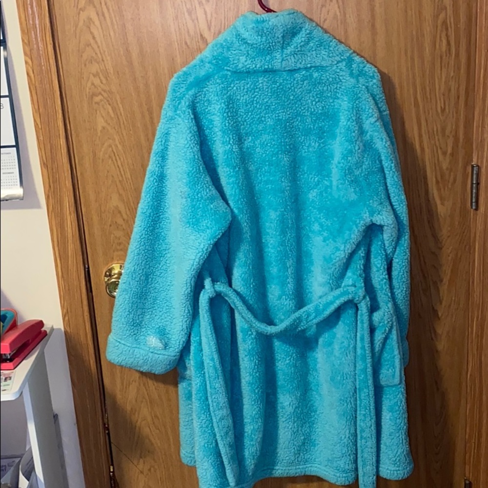 Blue Robe - Picture 2 of 3